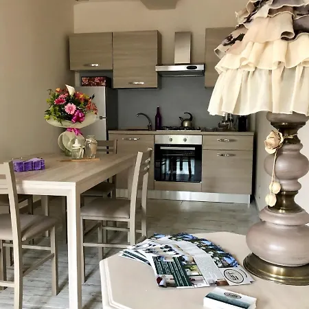 Laura'S Country Resort - Villa Intera * Isola d'Asti