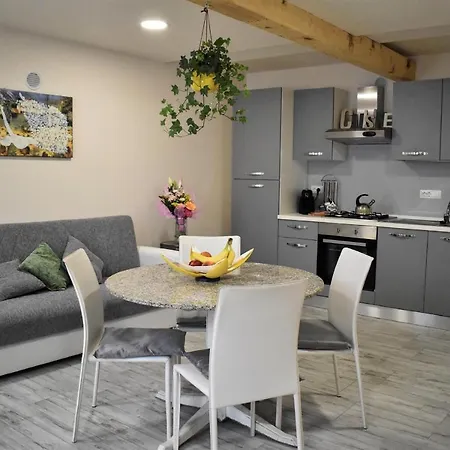 Laura'S Country Resort - Villa Intera ヴィラ Isola d'Asti
